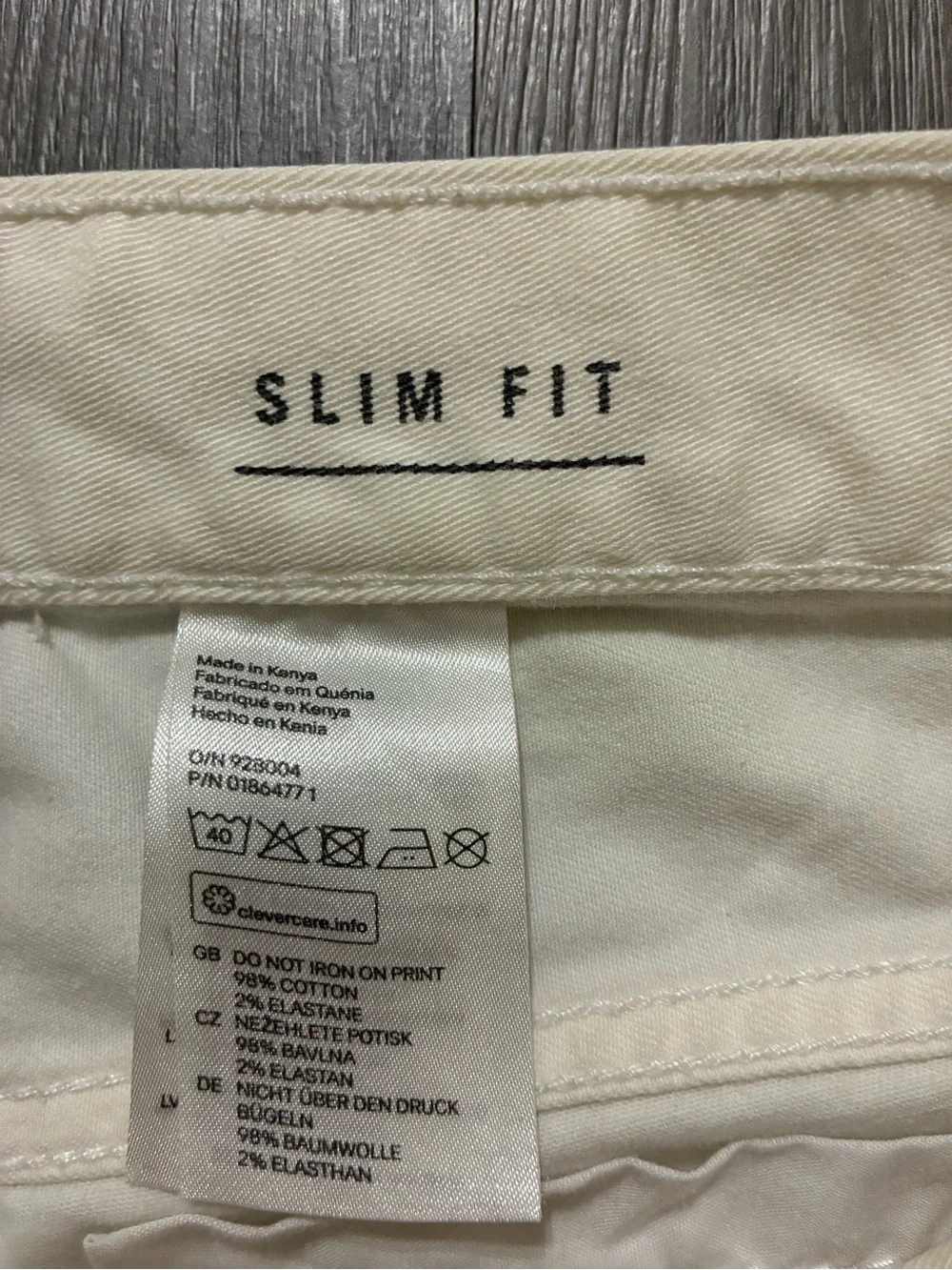 H&M Off-White Slim Straight Jeans